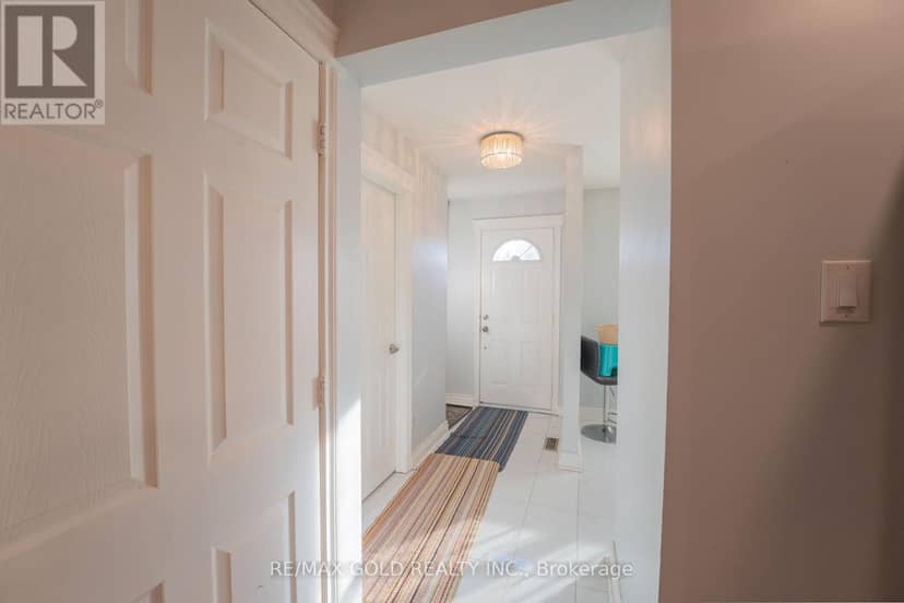 107 - 900 Central Park Drive — photo 6 of 29
