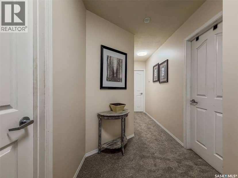 405 5th STREET E — photo 11 of 40
