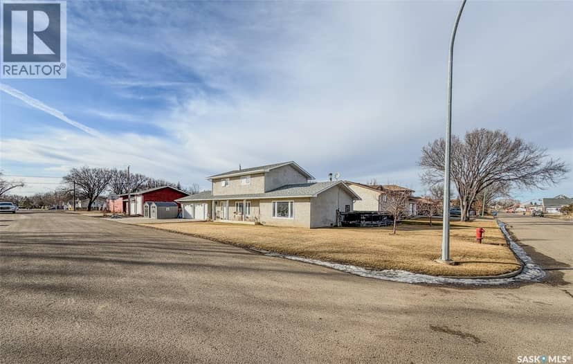 405 5th STREET E, Shaunavon, photo 3