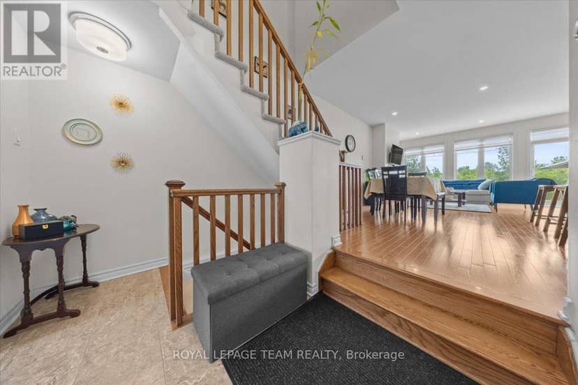 552 Jackdaw Avenue — photo 5 of 32