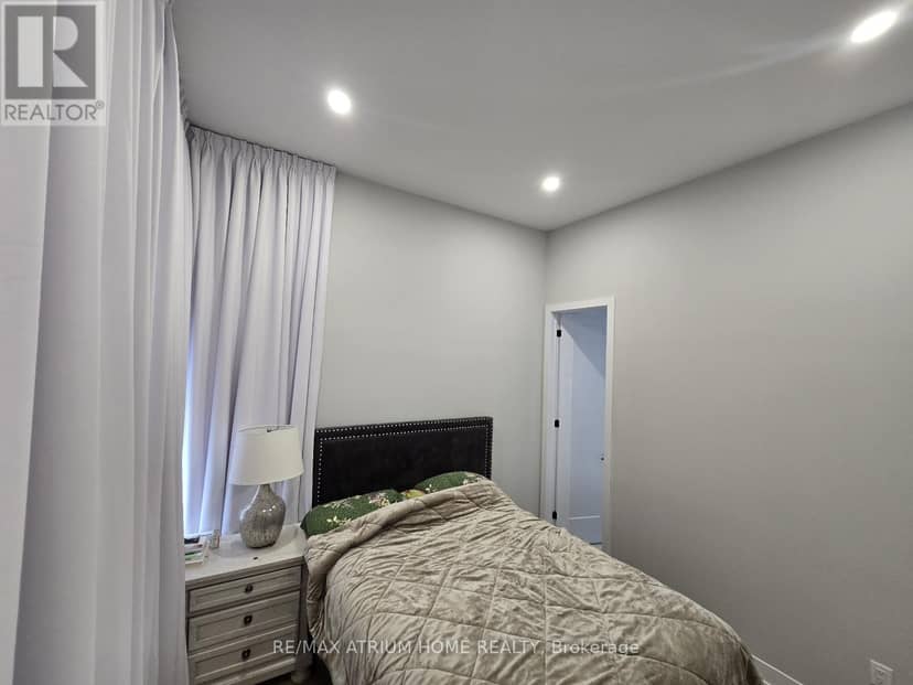 5 Norbury Crescent — photo 27 of 40