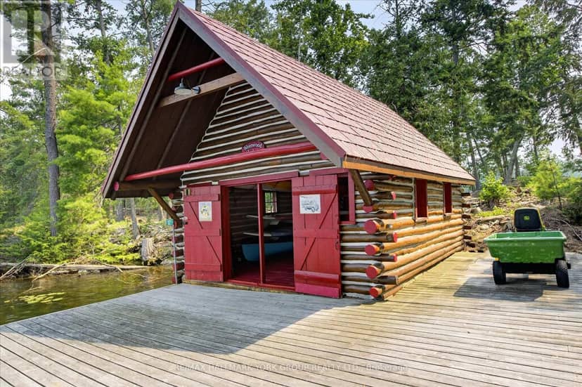 12 Eastland Island,  Jack Lake — photo 25 of 40