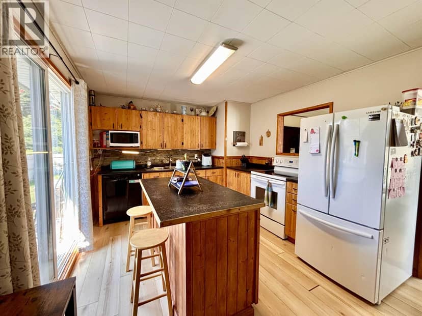 75 FINCH STREET, Kitimat, photo 3
