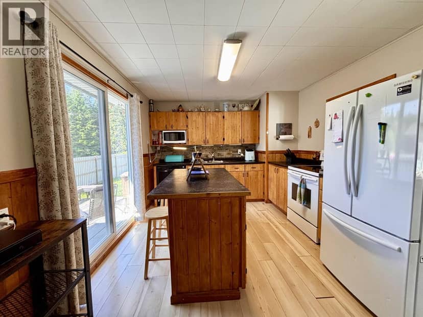 75 FINCH STREET, Kitimat, photo 2