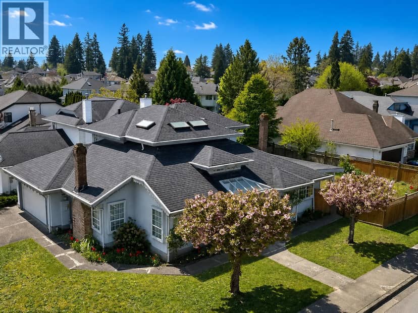 1888 WALNUT CRESCENT, Coquitlam