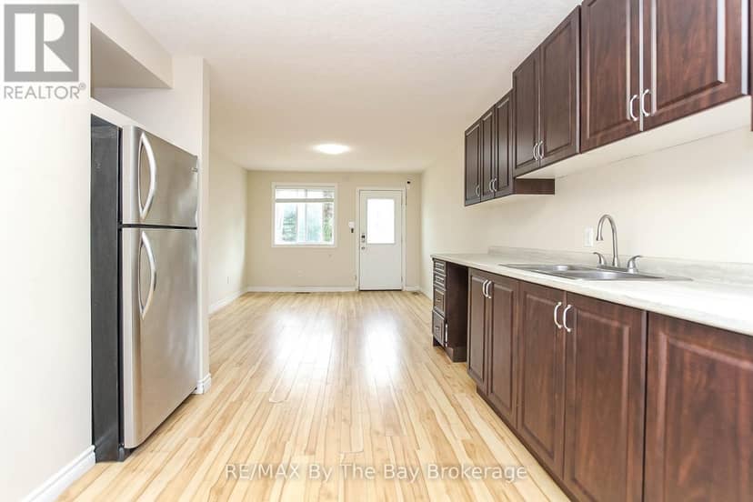 24 Glenwood Drive — photo 19 of 37