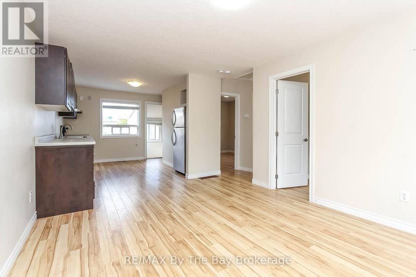 24 Glenwood Drive — photo 9 of 37