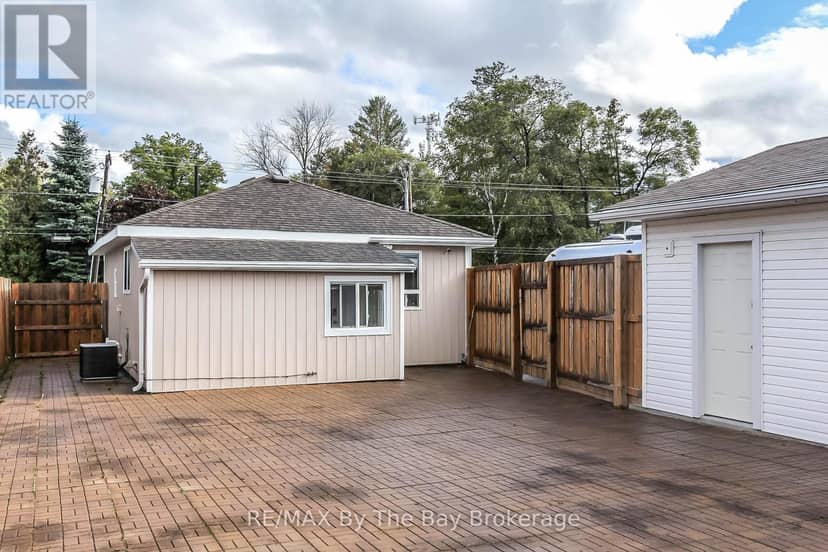 24 Glenwood Drive — photo 31 of 37