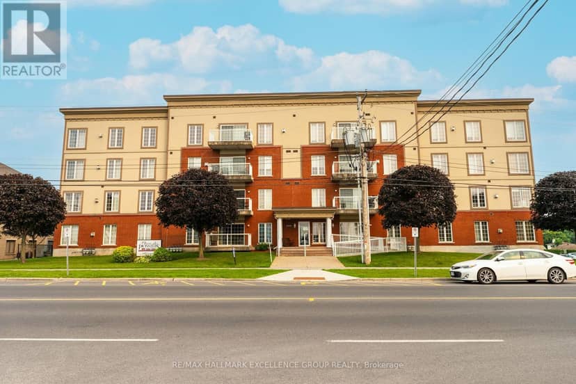 406 - 2921 Laurier Street — photo 3 of 37