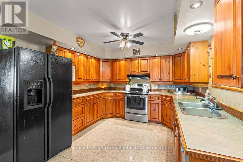 720472 20 Side Road — photo 11 of 40