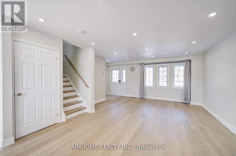 36 Grand River Avenue — photo 10 of 40