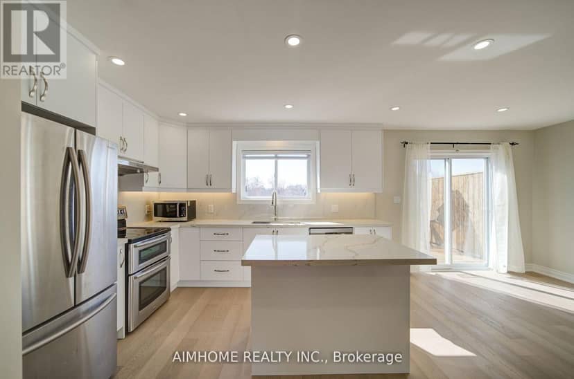 36 Grand River Avenue — photo 12 of 40