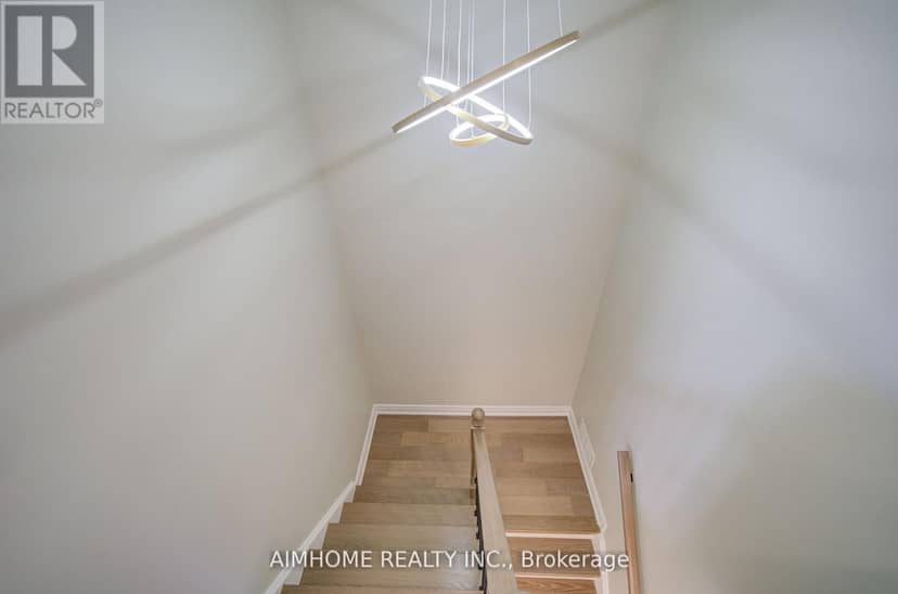 36 Grand River Avenue — photo 20 of 40