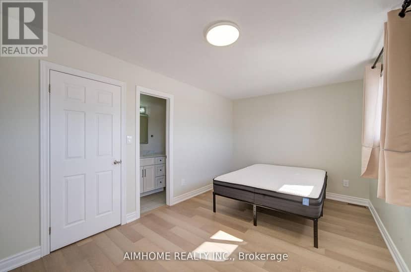 36 Grand River Avenue — photo 26 of 40
