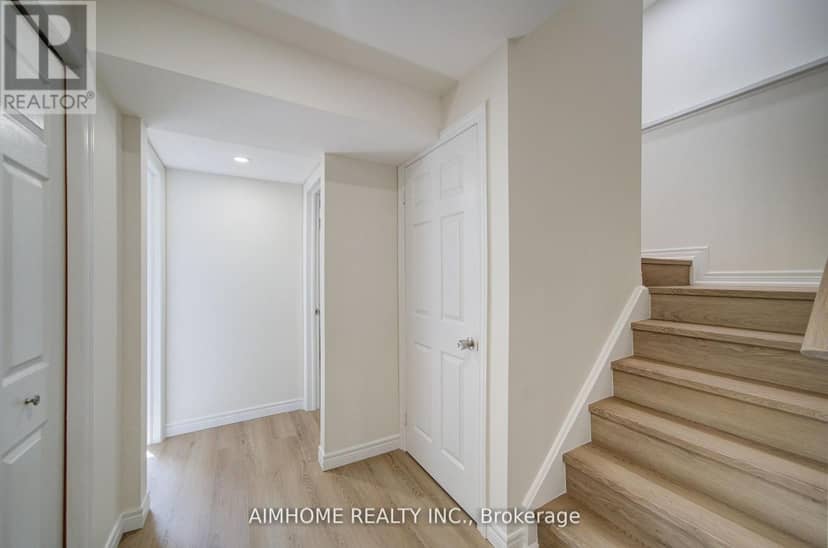36 Grand River Avenue — photo 37 of 40