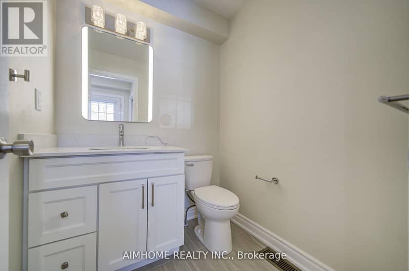 36 Grand River Avenue — photo 5 of 40