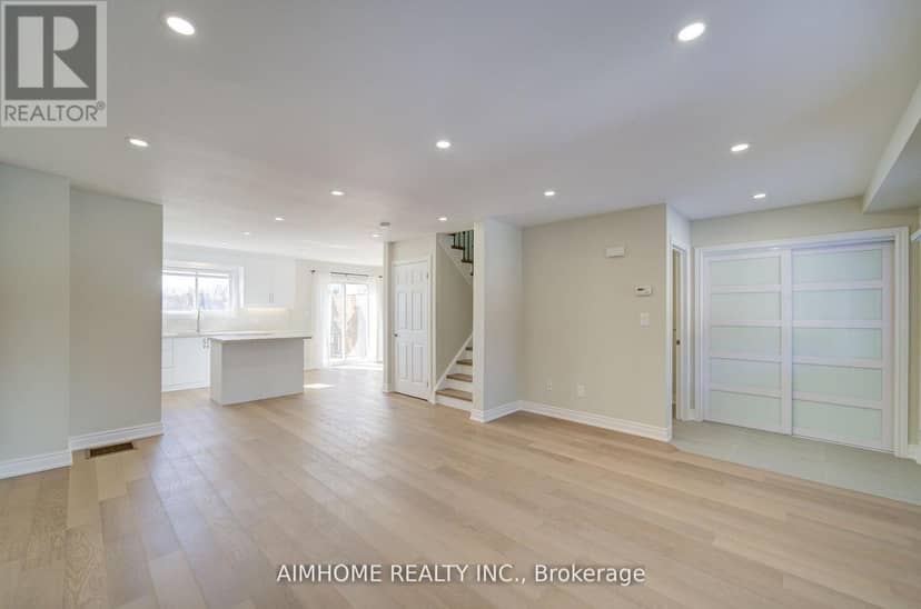 36 Grand River Avenue — photo 8 of 40