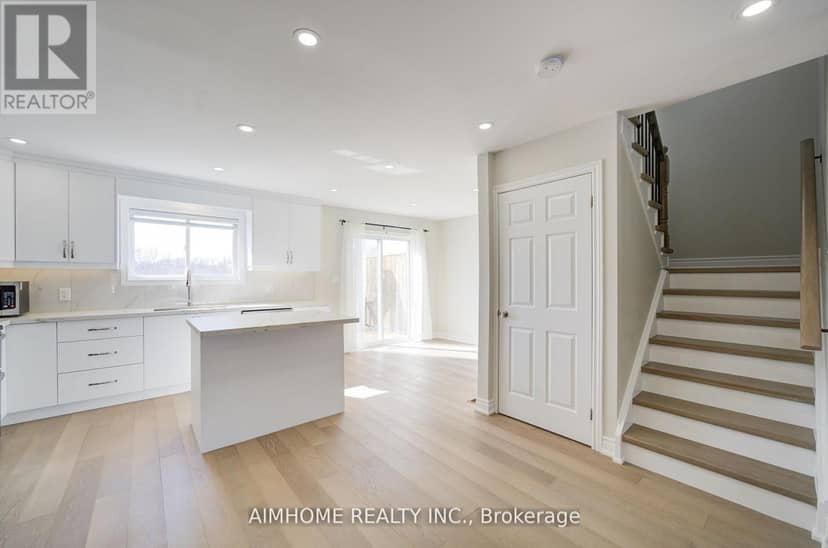 36 Grand River Avenue — photo 9 of 40