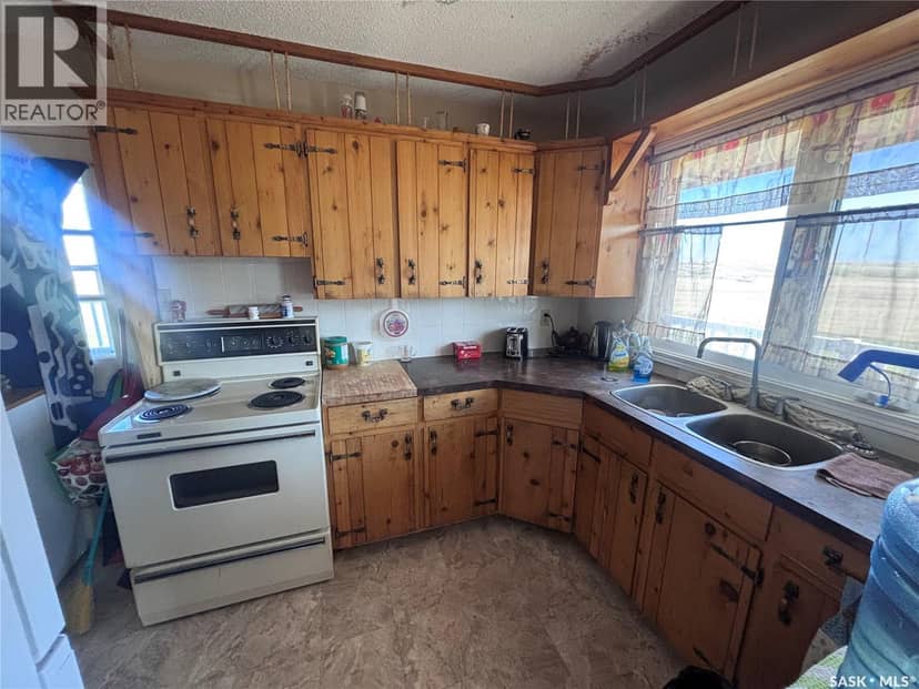 St.Cyr Acreage, Swift Current, photo 8
