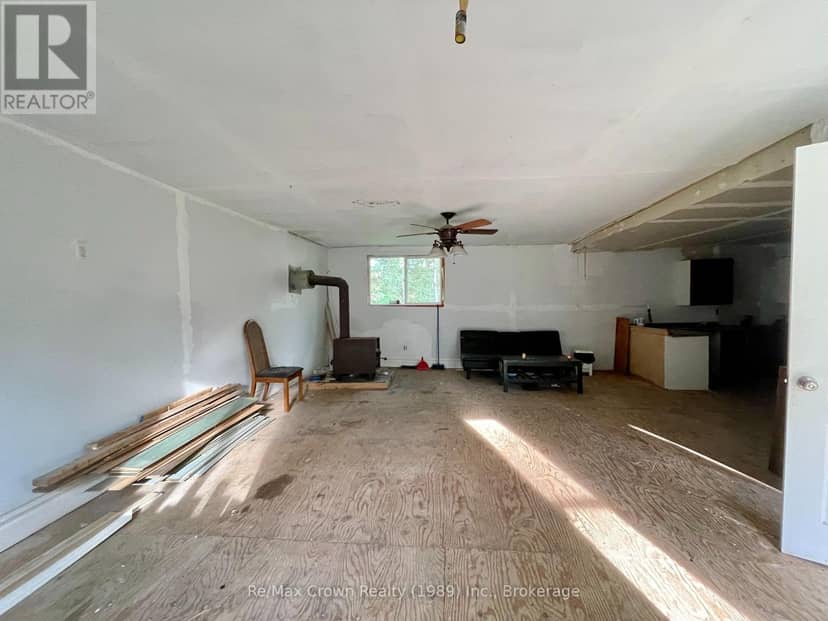 1106 Commanda Lake Road — photo 3 of 12