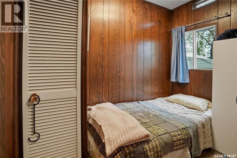 771 Joseph CRESCENT — photo 13 of 29