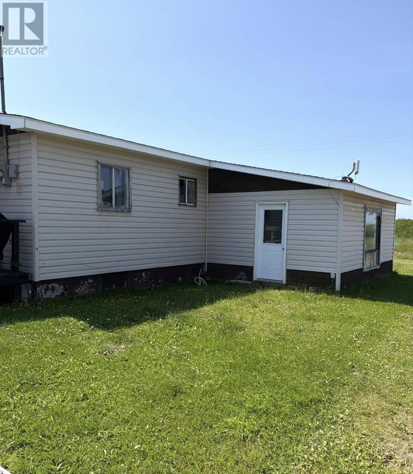 15 Church Street, Stephenville Crossing, photo 2