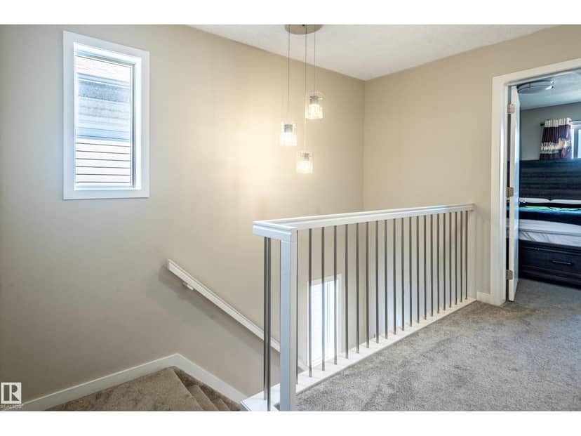 15928 100 AV NW — photo 17 of 36