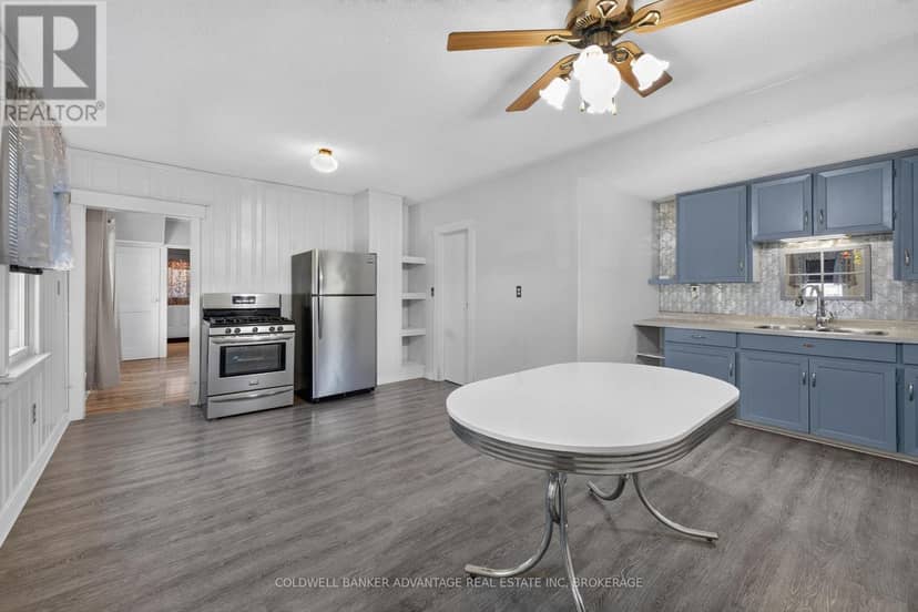 229 Broadway Avenue — photo 10 of 21