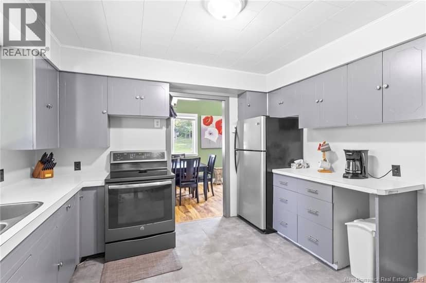 141 St John Street — photo 18 of 40