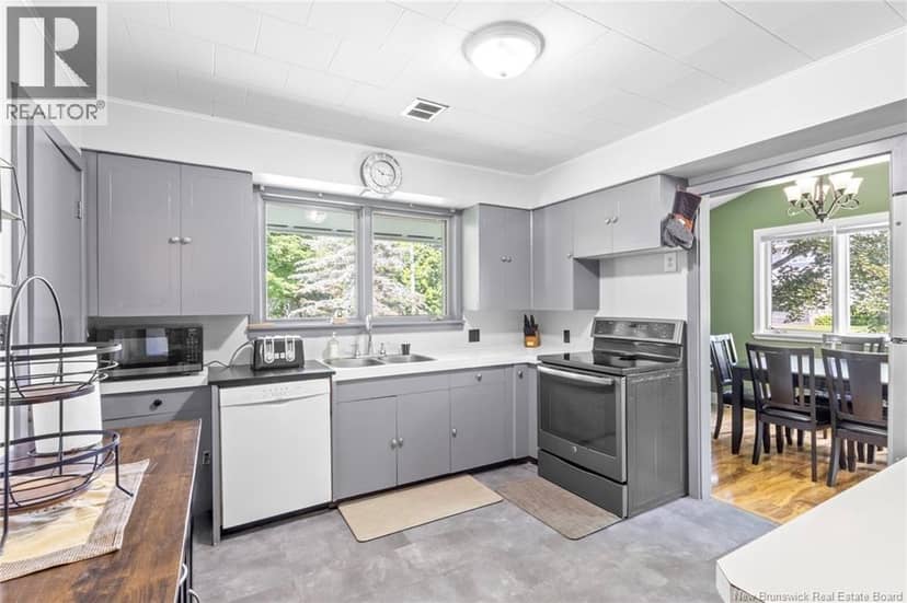 141 St John Street — photo 17 of 40