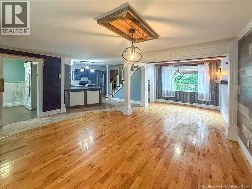1295 Val d'Amour Road — photo 4 of 27