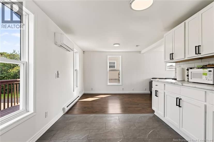 1702 Main Street — photo 17 of 31
