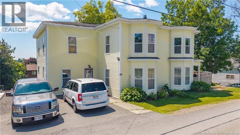 30 Carleton Street — photo 3 of 40