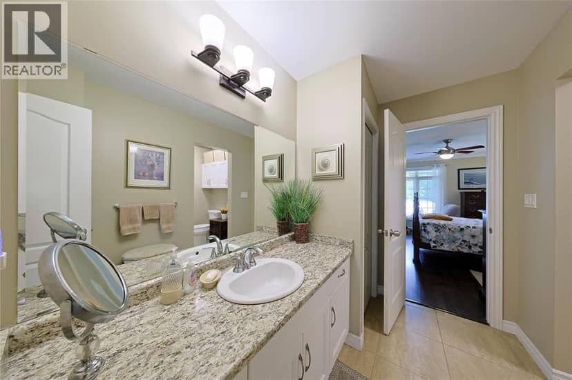 248 Bentley Court — photo 15 of 40