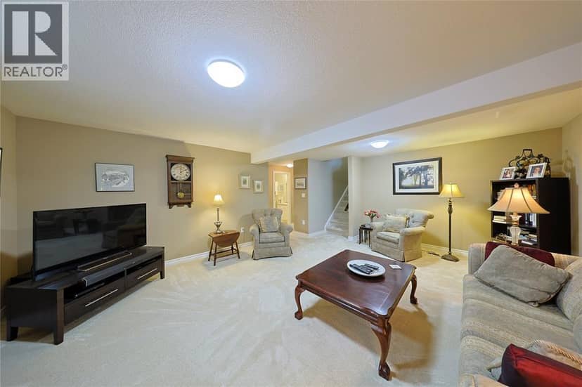 248 Bentley Court — photo 19 of 40
