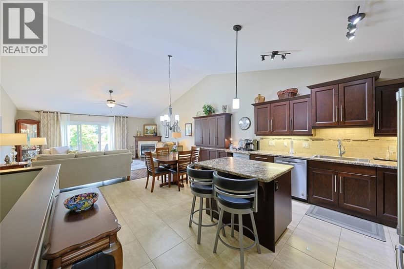 248 Bentley Court — photo 6 of 40