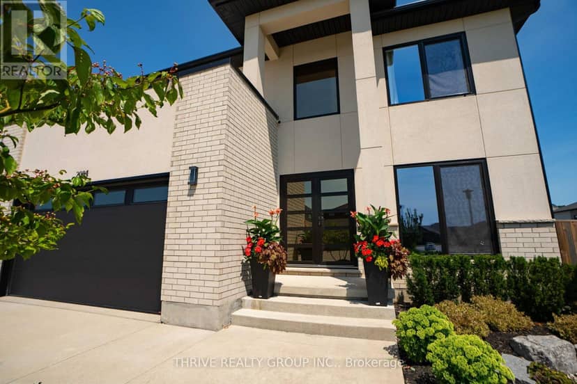 2084 Tyson Walk — photo 3 of 40