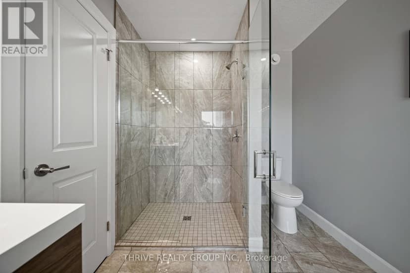 2084 Tyson Walk — photo 38 of 40