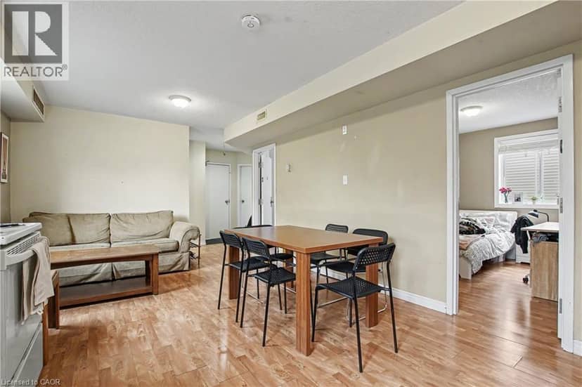 16 COLUMBIA Street W — photo 11 of 22