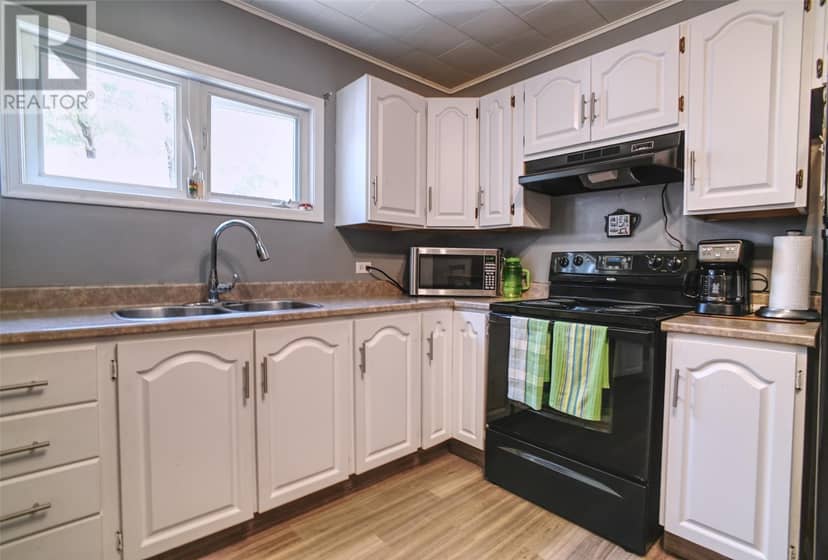 37 Main Road — photo 10 of 31