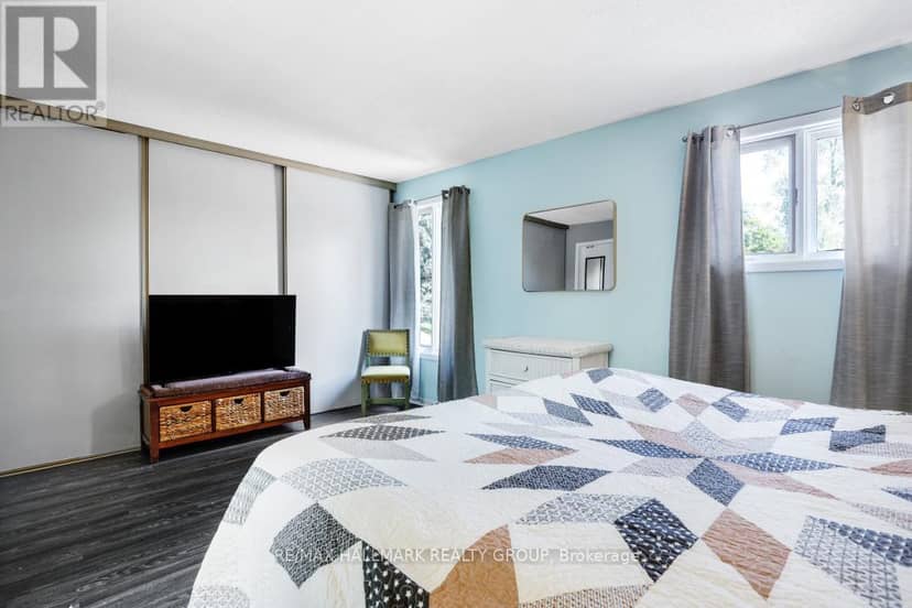308 Lafontaine Avenue — photo 18 of 28