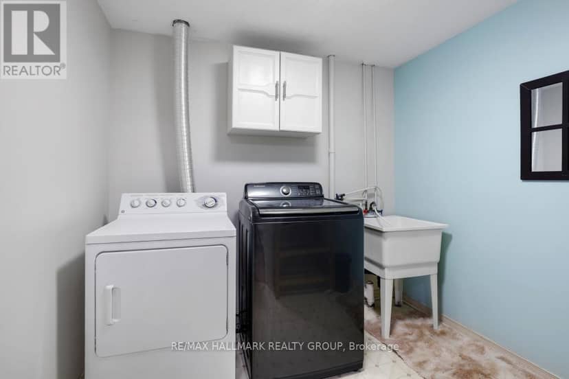 308 Lafontaine Avenue — photo 25 of 28