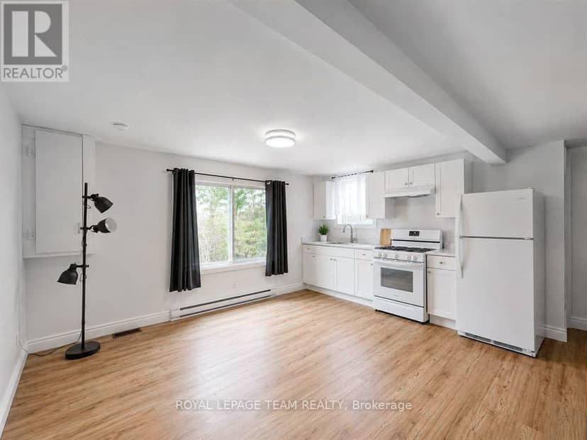 67-67B Queen Mary Street — photo 11 of 21
