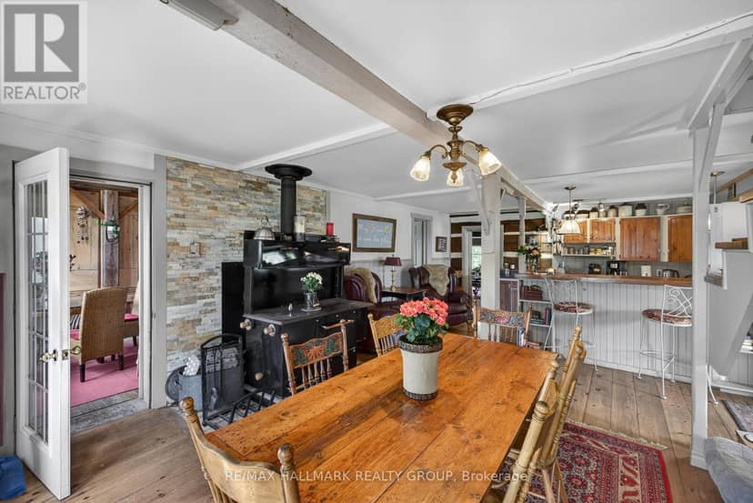 1013 Lavant Darling Road — photo 13 of 40