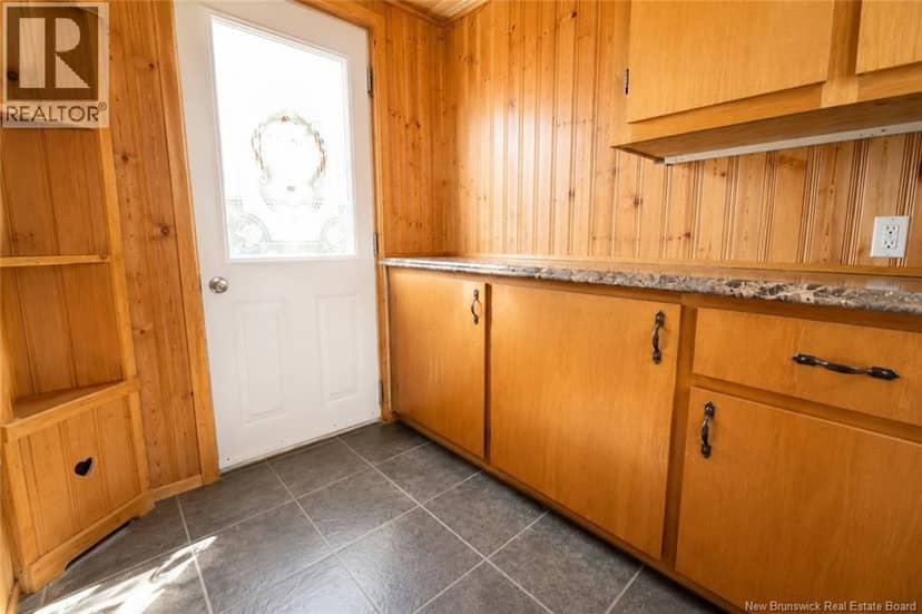 77 Fairfield Road — photo 3 of 30