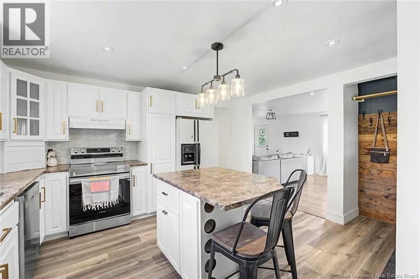 3945 Route 104 — photo 18 of 40