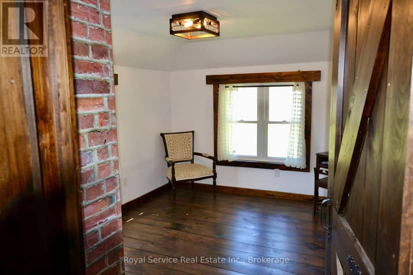 164 Bateman Road — photo 19 of 40
