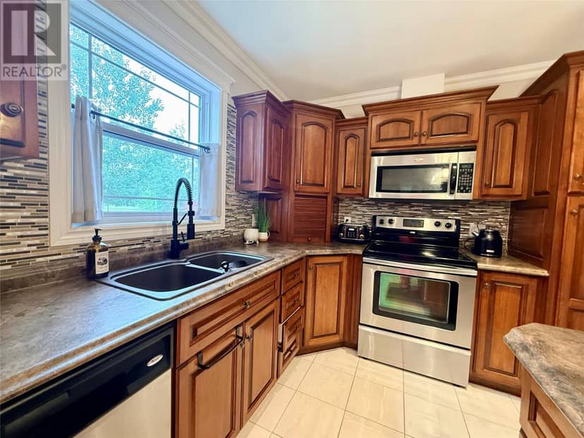 2 Matthews Place — photo 22 of 40