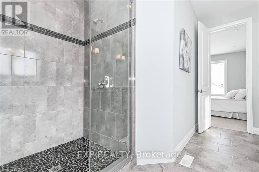 43 Coulter Street — photo 27 of 33