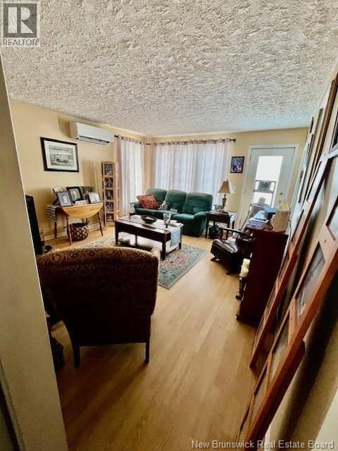 1120 Des Pionniers Avenue — photo 12 of 24